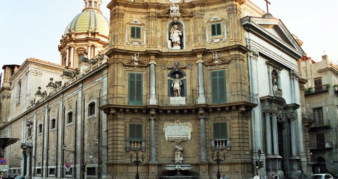 Quattro Canti - https://en.wikipedia.org/wiki/San_Giuseppe_dei_Teatini#/media/File:Palermo-San-Giuseppe-dei-Teatini-bjs2007-01.jpg