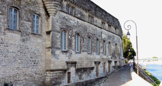 Museé Réattu - https://commons.wikimedia.org/wiki/File:Arles_Mus%C3%A9e_R%C3%A9attu_IMG_0432.JPG