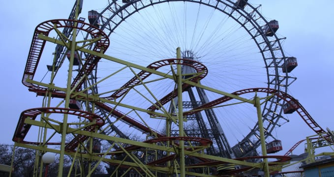 Prater - https://www.flickr.com/photos/michael-panse-mdl/8608244915/in/photolist-e7FviM-e7Fe5B-nvhpM-e7MaxA-yfrK6-e7FuVr-e7M6x9-e7M9k9-e7FnKX-e7LZ4S-e7FsPK-e7Ft18-e7M5mU-e7LXi9-e7Fqft-e7FqdH-e7FcYi-e7LUCw-e7Ft8X-e7Fqax-e7LULh-e7FpJt-e7LWbY-e7M7Gu-e7M6iq-e7LWPb-e7Fti2-e7Fq2F-e7Fkc2-e7LVZC-e7FtG6-e7LTAs-7mJKVq-4GnzRQ-7mERSX-4fCJeF-7Q8Lvh-7Q8KbQ-7Q98aL-7Q8DNs-7Q5mp2-jamED-nUNtix-oaey7q-k7fads-nenyto-o2LbdY-neksx8-nchLDA-nekasi