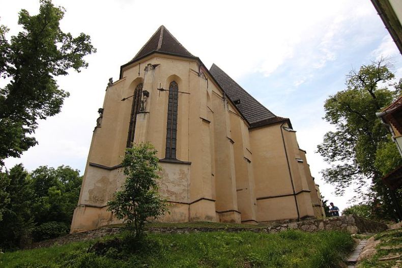 Kostel na kopci