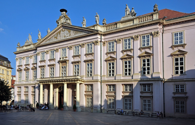 Primaciálny palác
