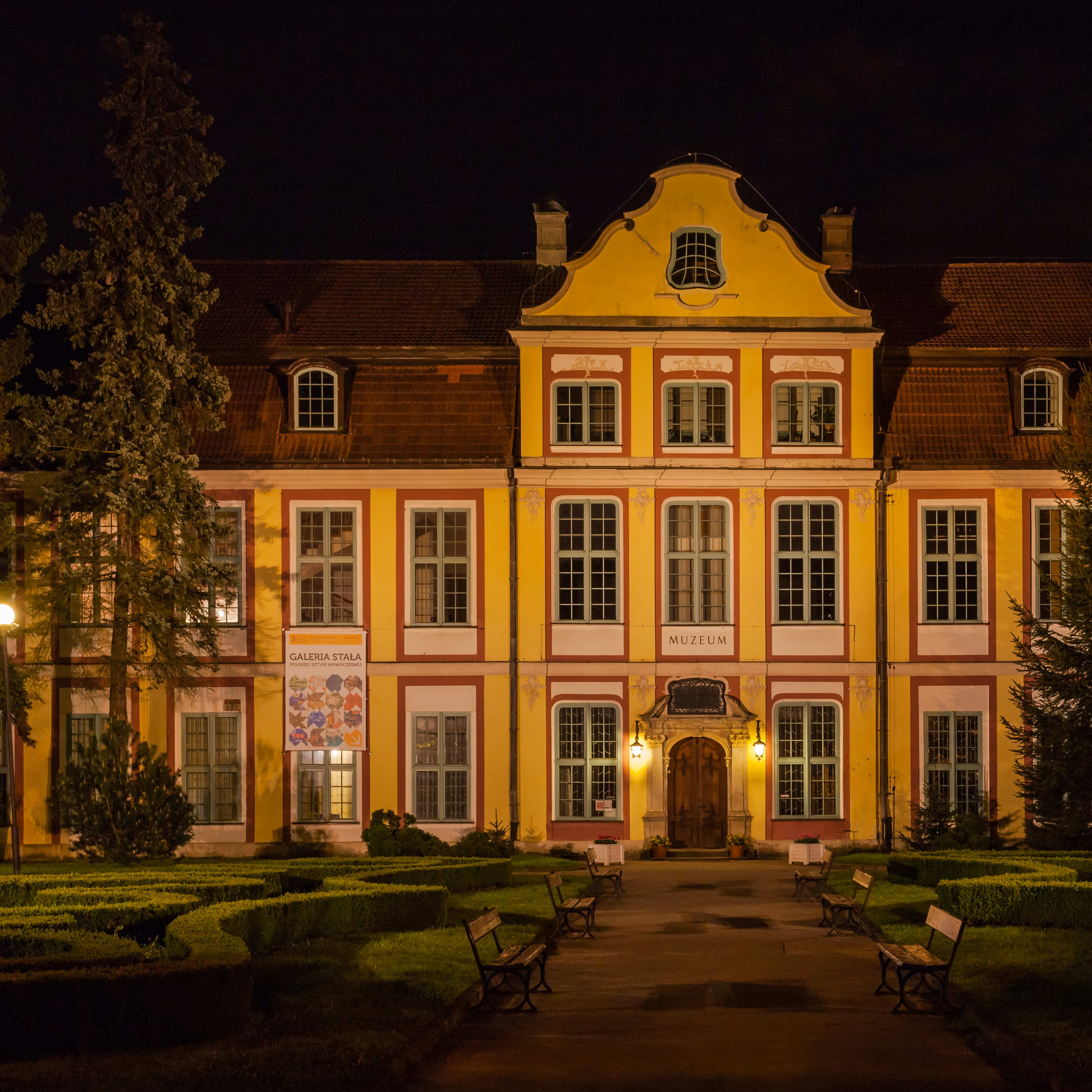 Opatský palác