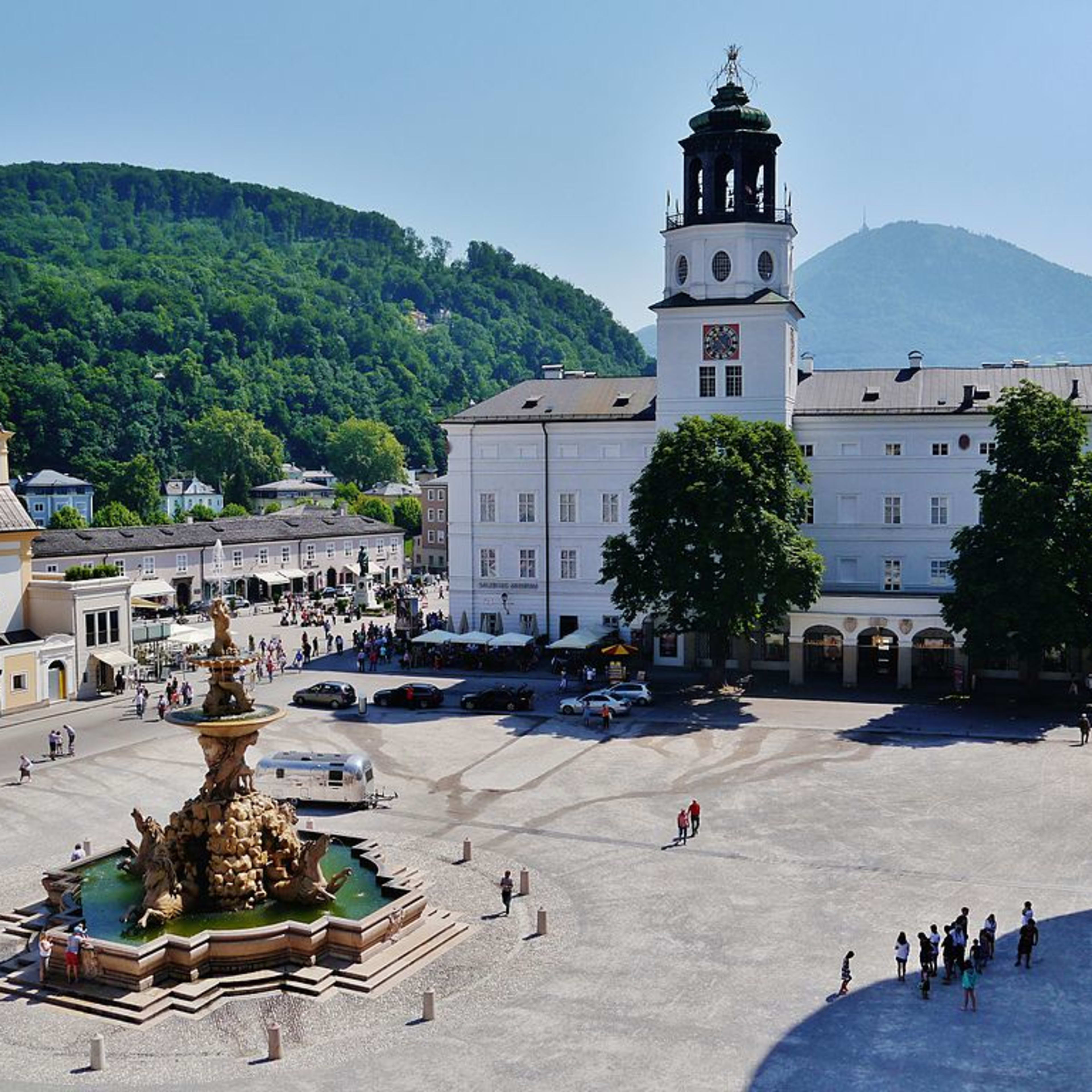 Residentplatz