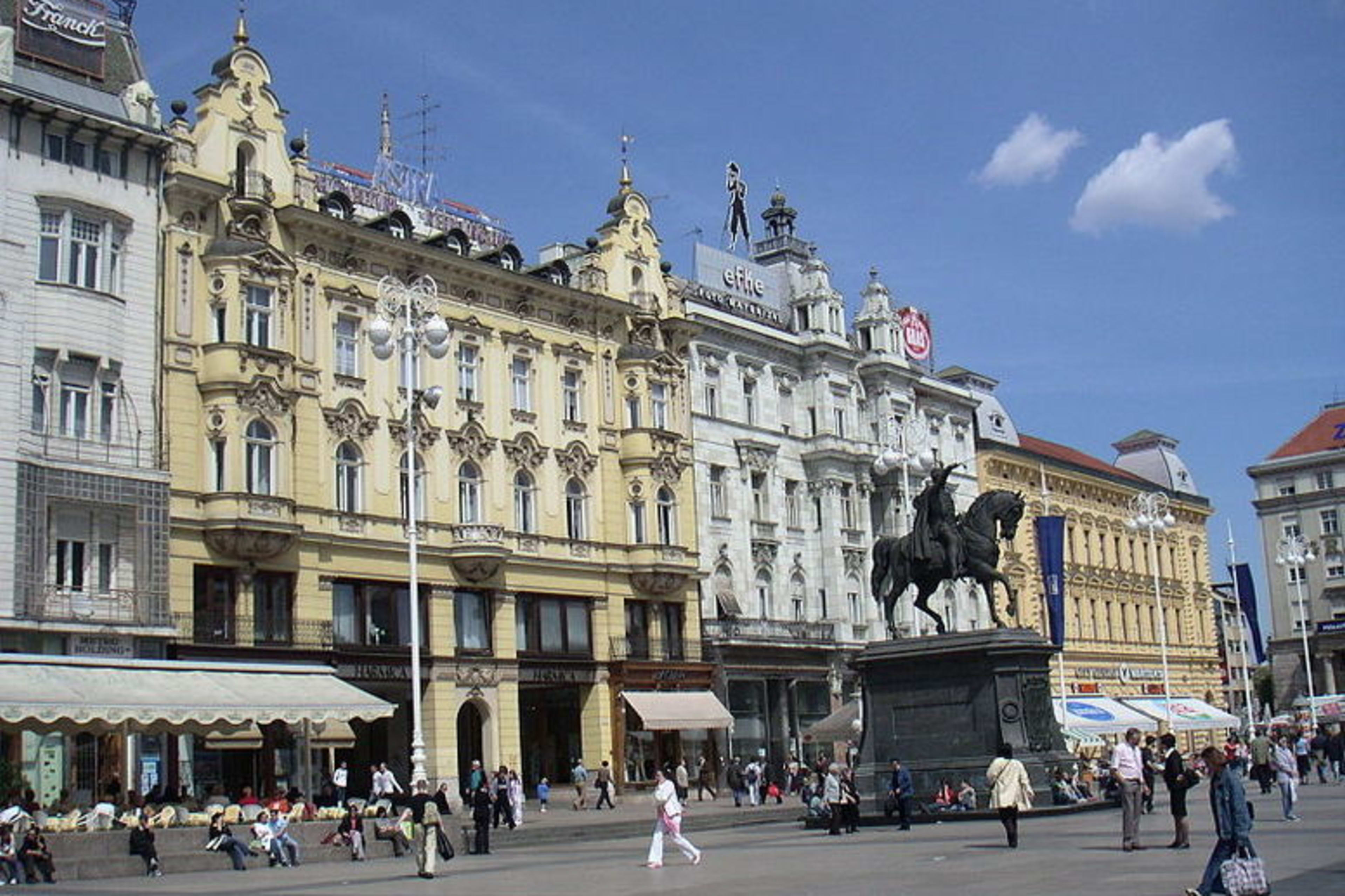 Náměstí guvernéra Jelačiče