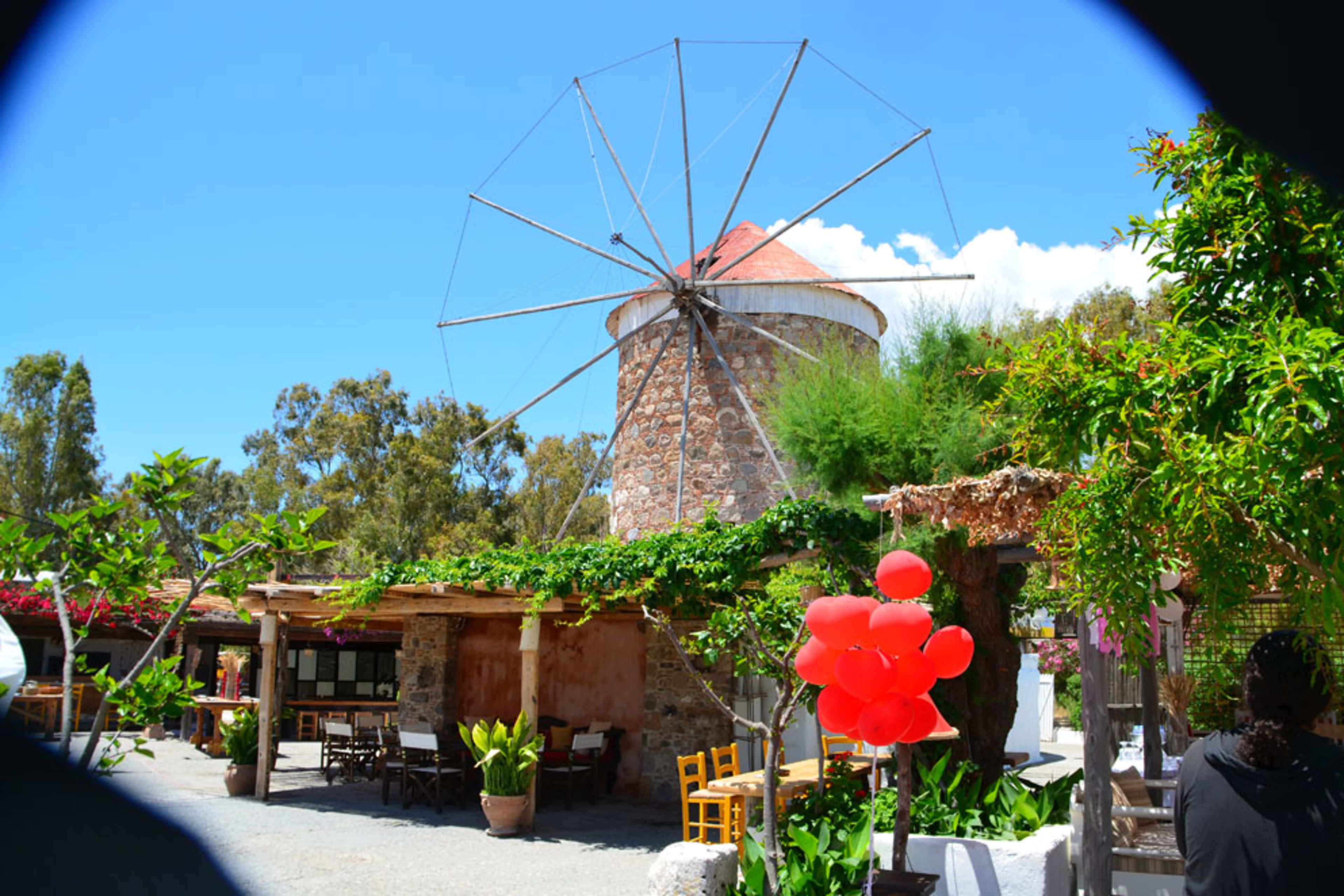 Mylos Beach Bar 