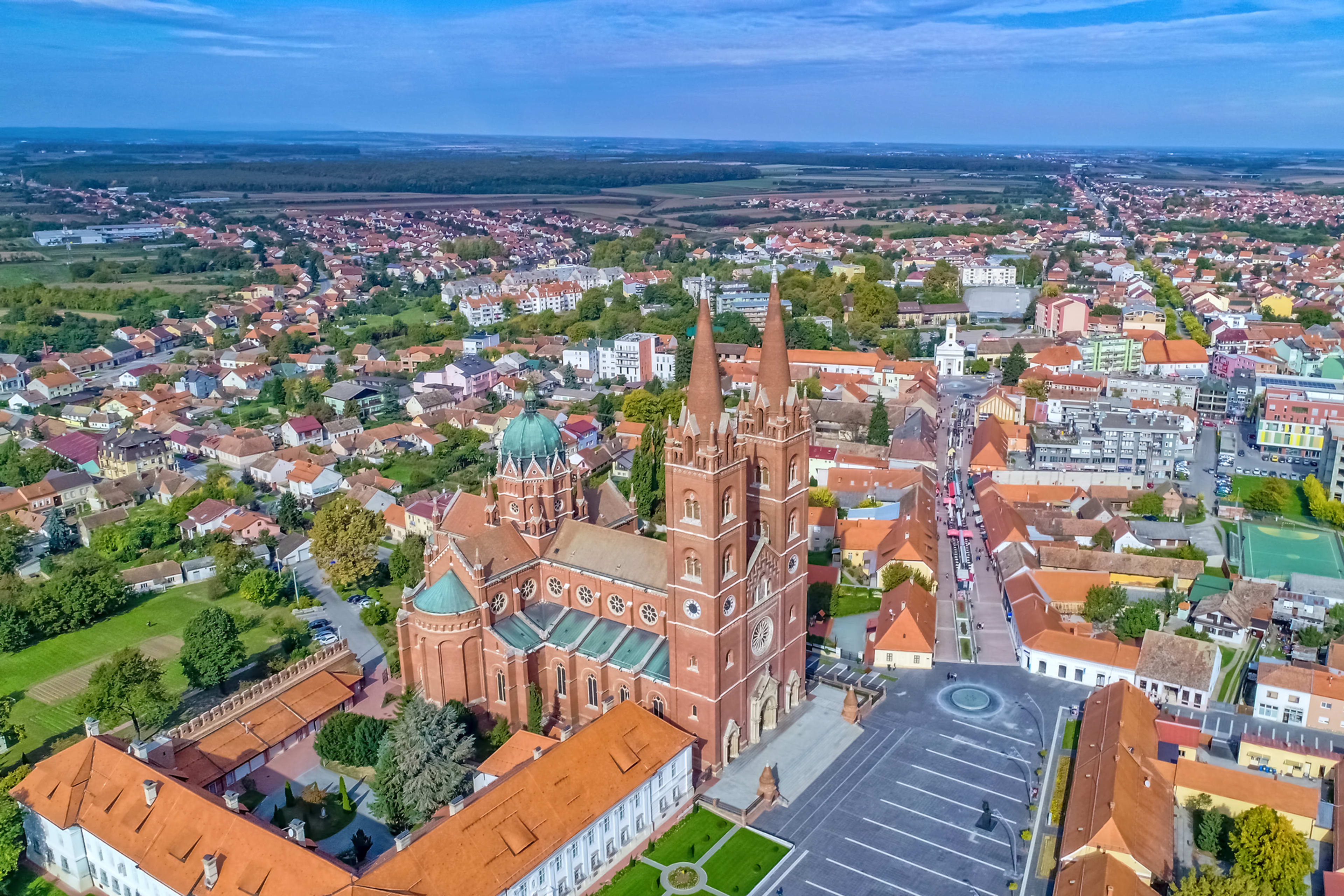 Katedrála sv. Petra a Pavla v Dakovo