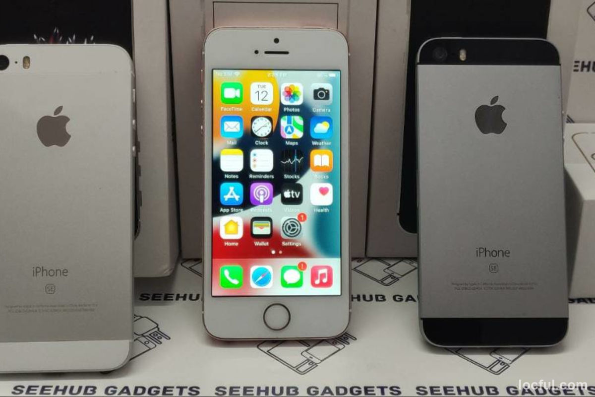 All new iPhone se 1st generation 32gb verient box packed handset with