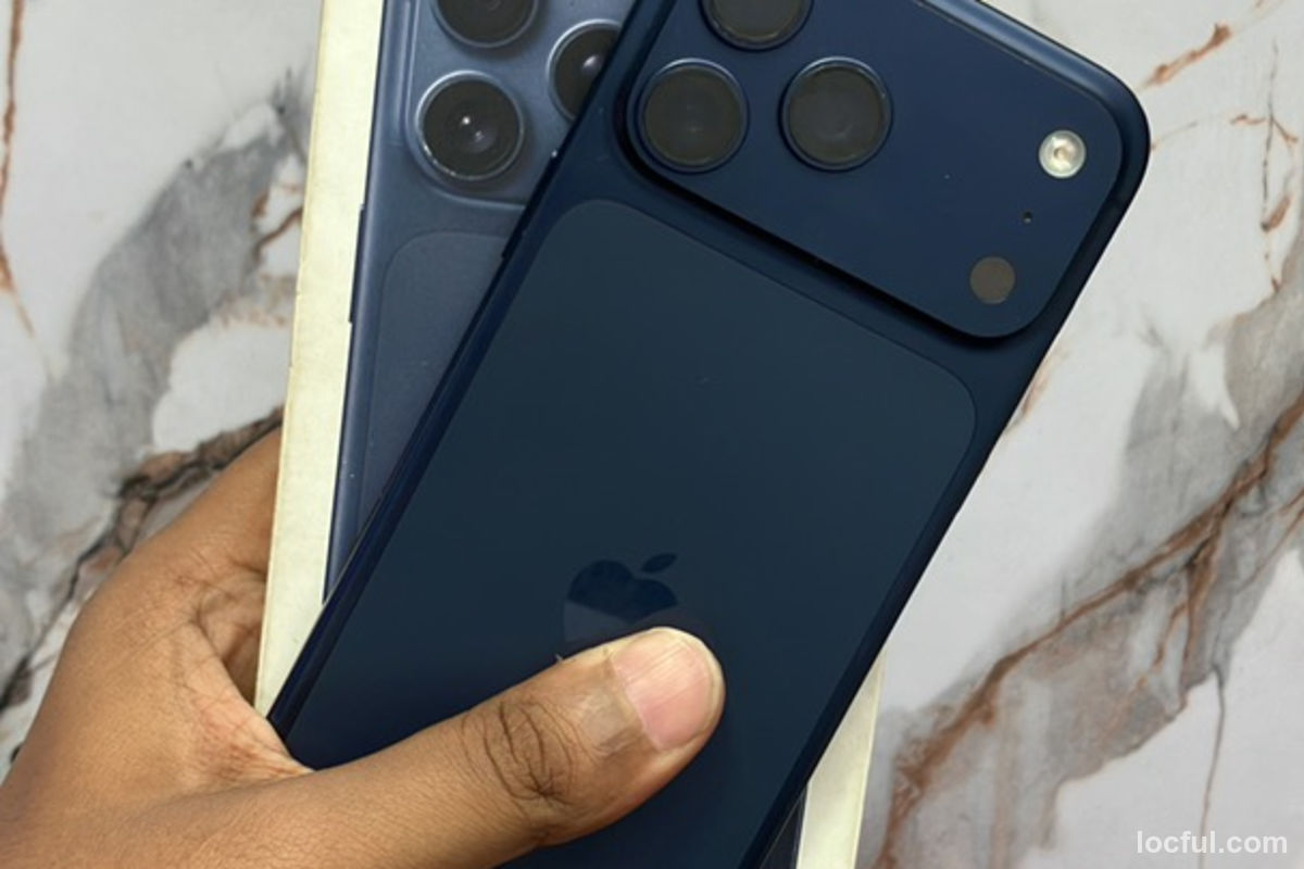 iPhone 17 pro max 256gb blue sim mrp