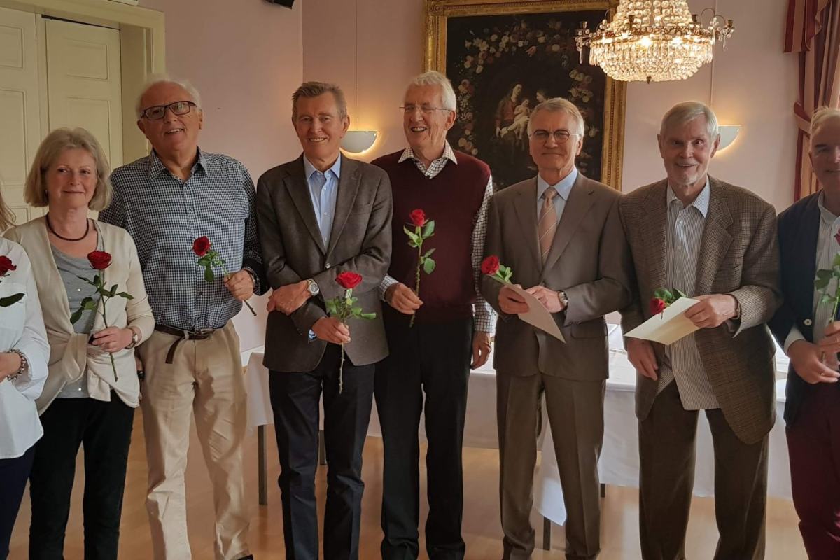 Jubilanter får utdelt merker på 1. mai