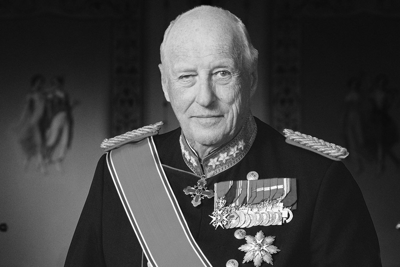 Portrettbilde av Hans Majestet Kongen  i sort hvitt