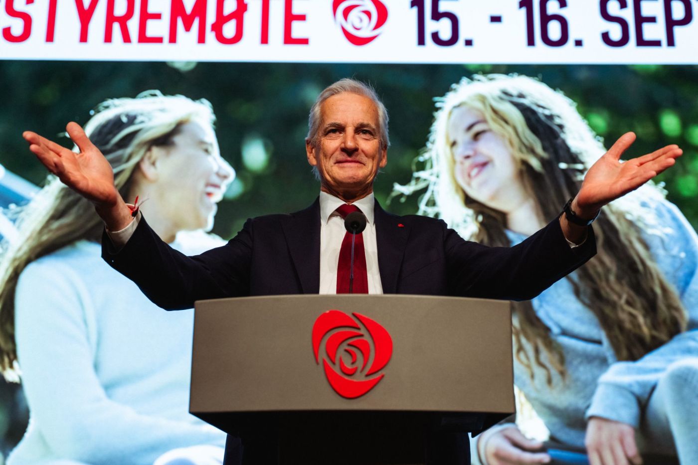 Statsminister og partileder Jonas Gahr Støre taler under Arbeiderpartiets landsstyremøte på Gardermoen 15. september 2026.