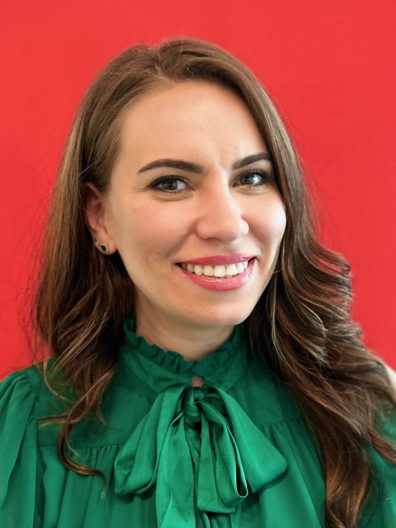 julia tveit_1681593770_917771