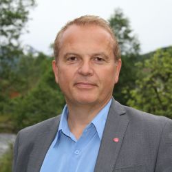 Helge Robert Midtbø