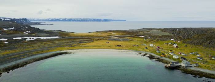 Dronefoto av Hamningberg. Foto: John Henrik Guttorm (Ikke gjenbruk)