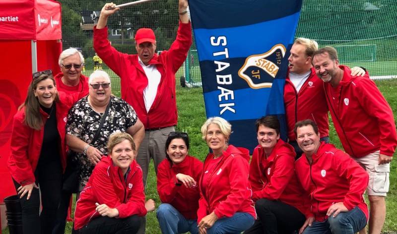 Bærum Arbeiderparti på Stabæk fotball kamp