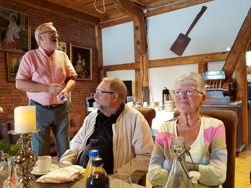 Tidligere LO-leder Yngve Hågensen innleder for veterangruppa