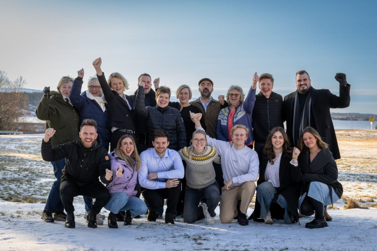 Fellesbilde kandidater og medarbeidere i valgkrets nord