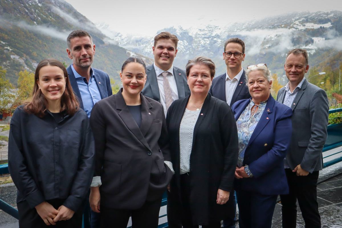 Bildet viser Møre og Romsdal Arbeiderparti sine representanter i fylkestinget 2023-2027