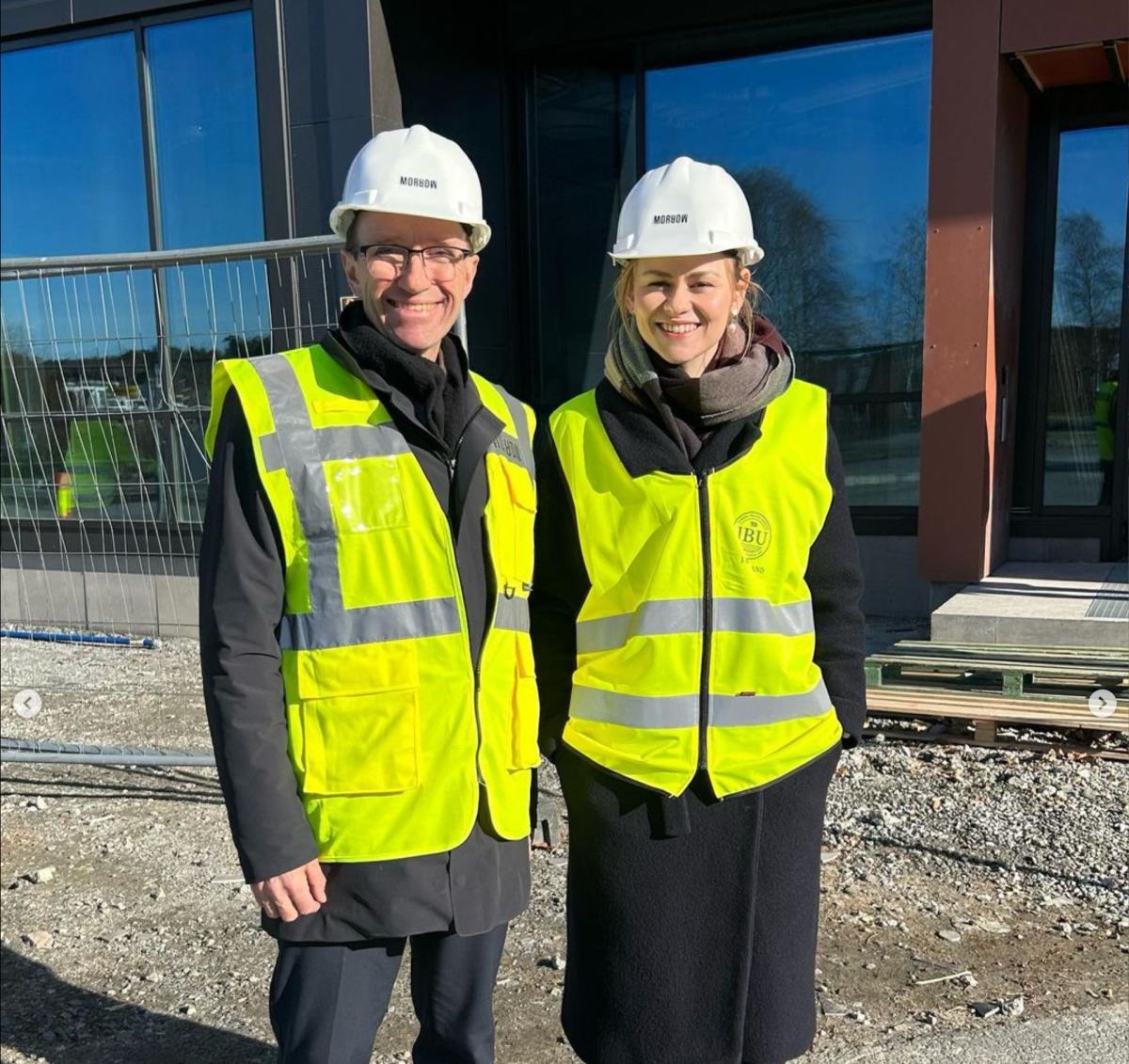Klima- og miljøminister Espen Barth Eide på rundreise i Agder for å besøke grønn industri sammen med statssekretær Ragnhild Sjoner Syrstad