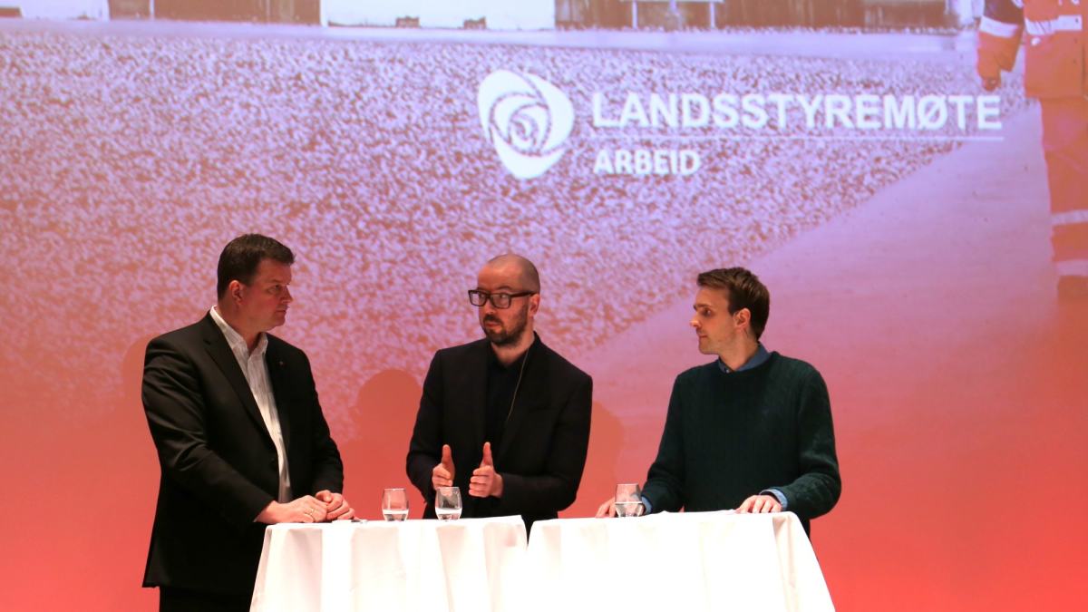 Hans-Christian Gabrielsen, Jan Christian Vestre og Simen Markussen på Arbeiderpartiets landsstyremøte i 2016.
