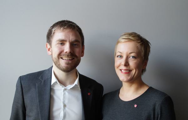 Tom Kalsås, fra Gjesdal og vår andrekandidat står ved siden av Marianne Chesak fra Stavanger som er vår fylkesordførerkandidat.