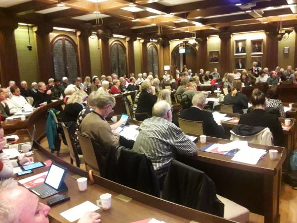 Fullsatt 2