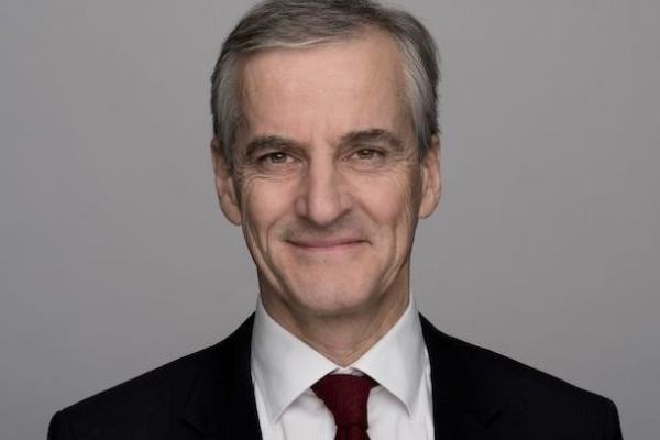 Jonas Gahr Støre gjester årsmøtet og innleder til politisk debatt lørdag 10. mars.