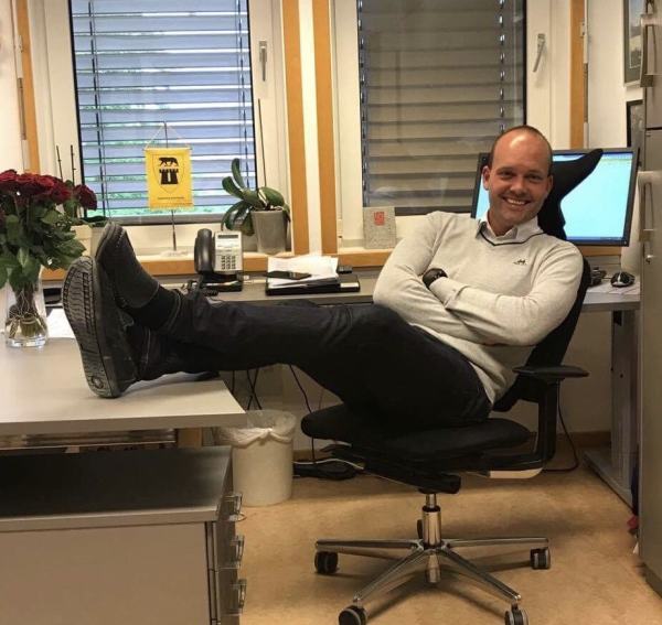Når avtalen om dette lille skribleriet ble gjort, var beskjeden klar: Sjekk instagram kontoen min, der er det bilder som kan brukes! Men akkurat dette bildet lå ikke på instagram – så vi tok et nytt!