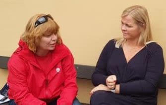 Anne Karin Torp Adolfsen og Kjersti Stenseng - politikk på dagsorden - blant annet lærlinger, arbeid og bolig.