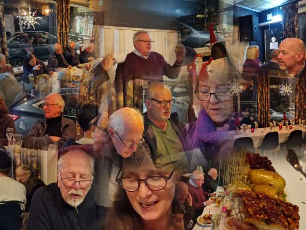 møte med mange mennesker