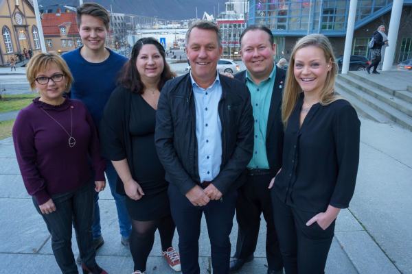 Disse seks er nominert om topp 6 på vår valgliste til kommunestyrevalget 2019. Fra venstre: Mari-Ann Benonisen (6.kandidat), Brynjar Andersen Saus (5.kandidat), Tone Marie Myklevoll (varaordførerkandidat), Gunnar Wilhelmsen (ordførerkandidat), Jarle Heitmann (3.kandidat) og Tonje Randisdatter Tunstad (4.kandidat)