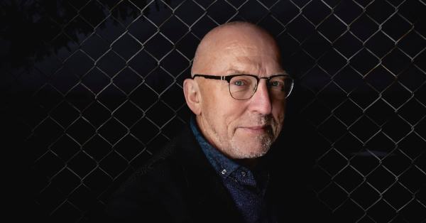 Mørkt bilde av Sven Egil Omdal