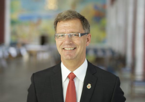 Finansbyråd Robert Steen