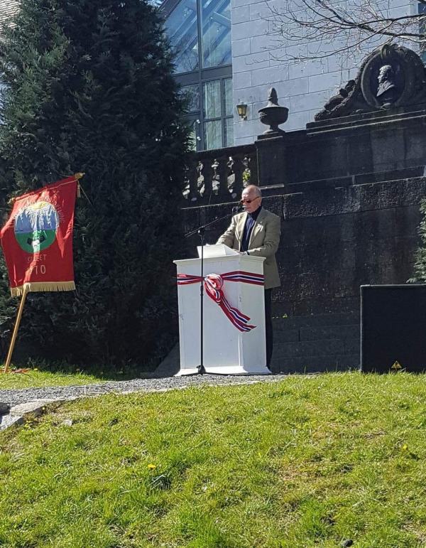 Velkomst appell ved leder av 1. mai komiteen/FAp