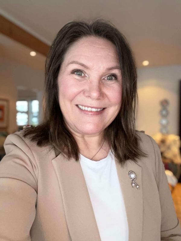 Karianne B Bråthen