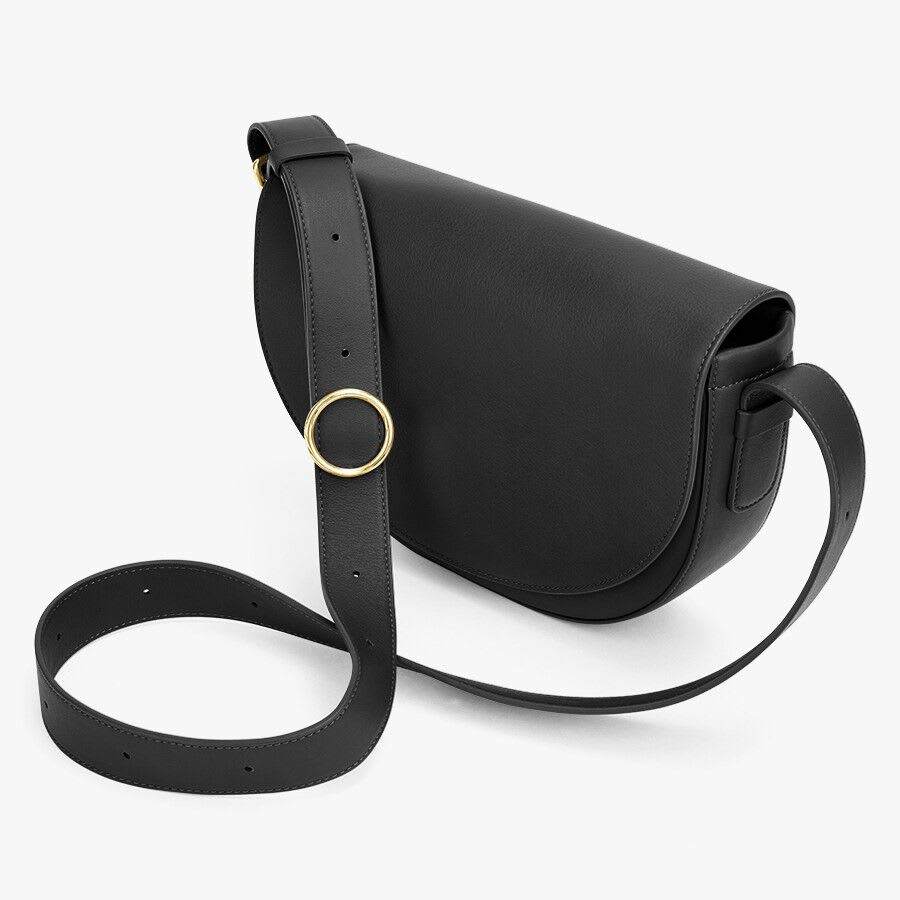 ショルダーバッグ・ポシェット LEATHERY Crack Effect Halfmoon Shoulder Cross-Bag [BLACK] Half-Moon Shoulder Bag | Cuyana | Cuyana Revive