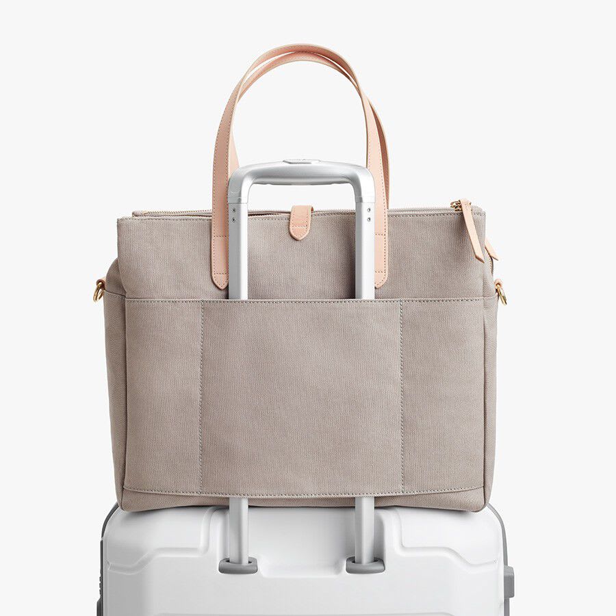 Cuyana triple zipper overnight hotsell