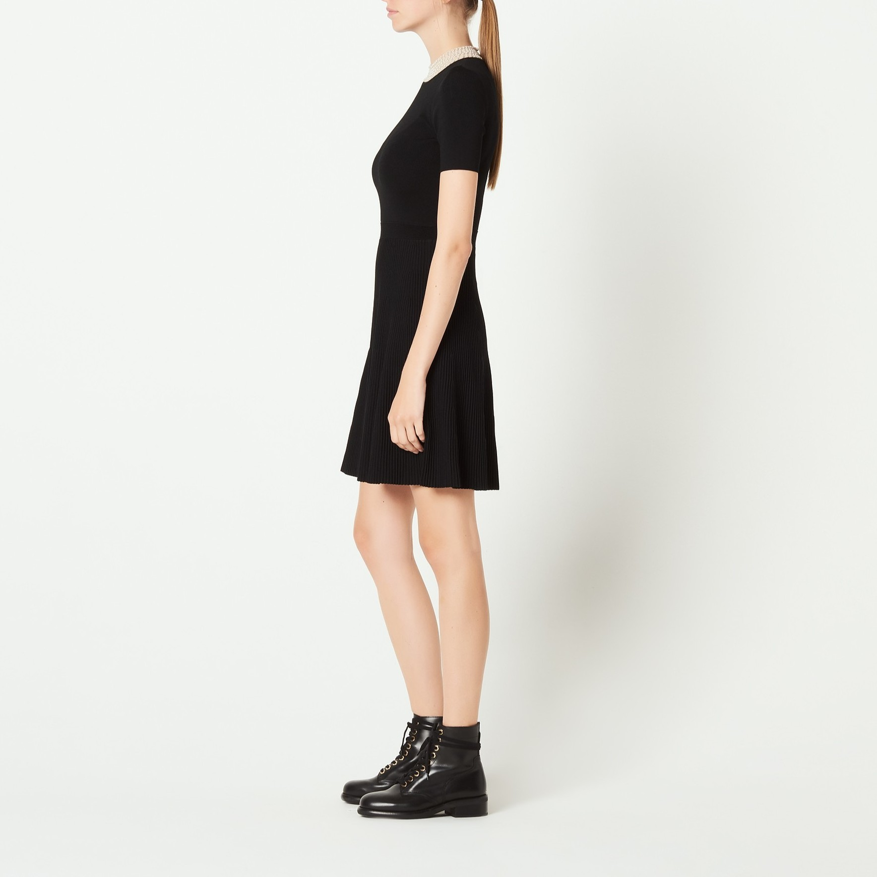 エンフォルド クラシック天竺 CUT×KNIT DRESS 38号49,500円 Short knitted dress with a zigzag pattern - kiwi | Comma