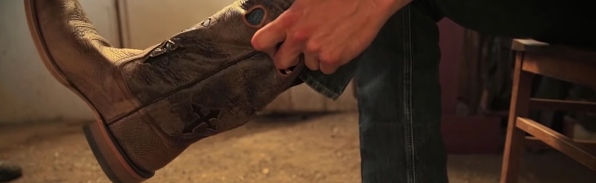 How to Fit Cowboy Boots