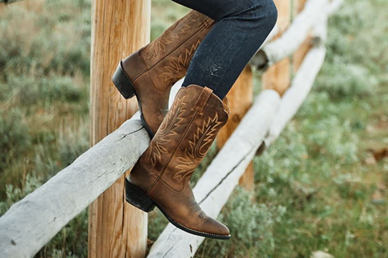 How to Stretch Your Cowboy Boots for Comfort | Ariat