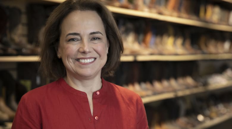 Pioneering Women: Beth Cross