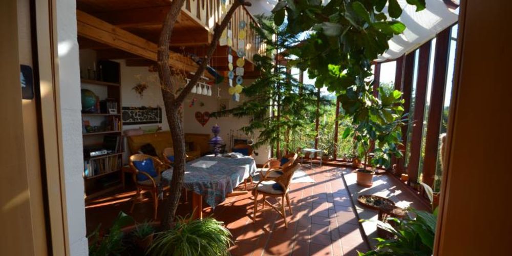 017_Beilstein___Pfiffiges_Architektenhaus_auf_gro_z_gigem_Grundst_ck_in_Traumlage__