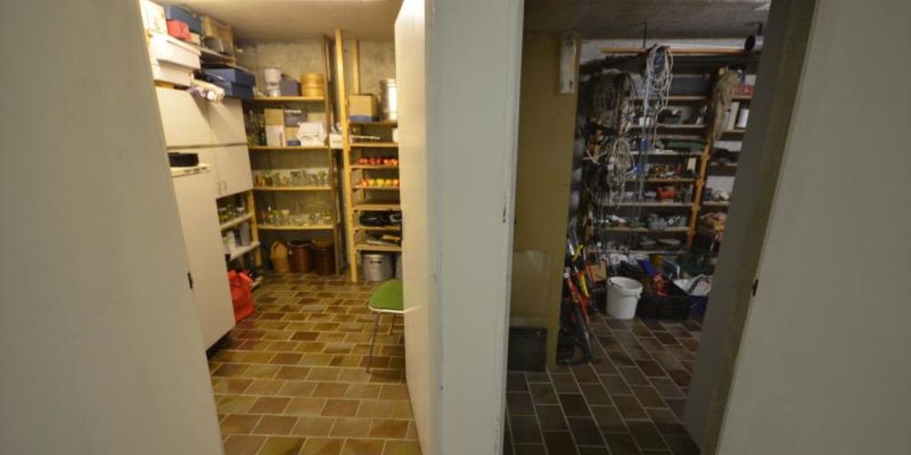 029_Beilstein___Pfiffiges_Architektenhaus_auf_gro_z_gigem_Grundst_ck_in_Traumlage__