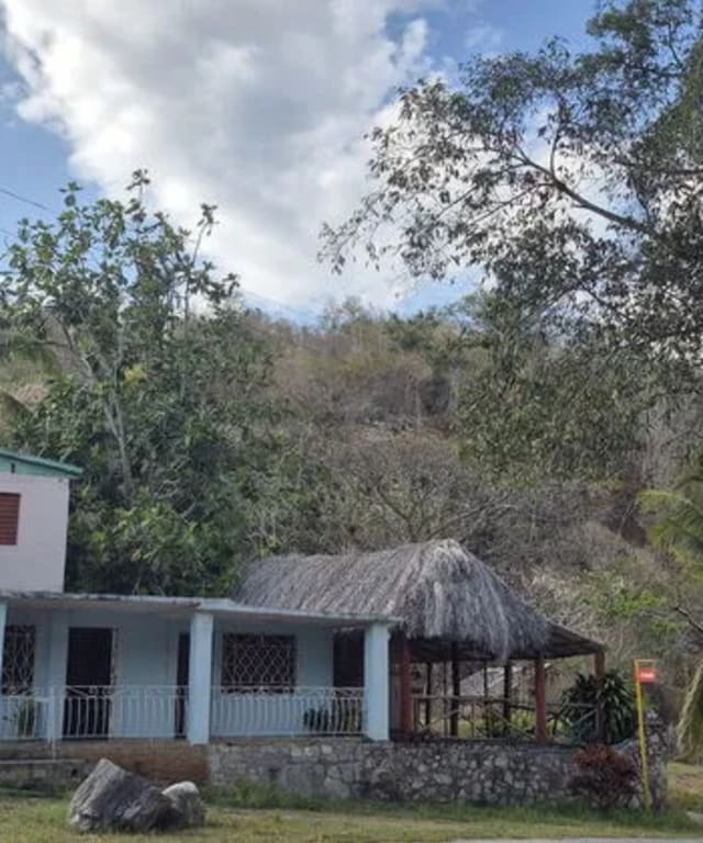 Inmuebles 4 hab / 3 baño en San Antonio de los Baños —…