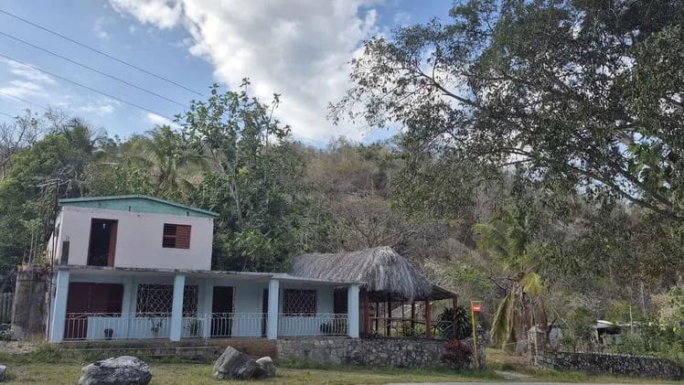 Inmuebles 4 hab / 3 baño en San Antonio de los Baños — $35,000 USD