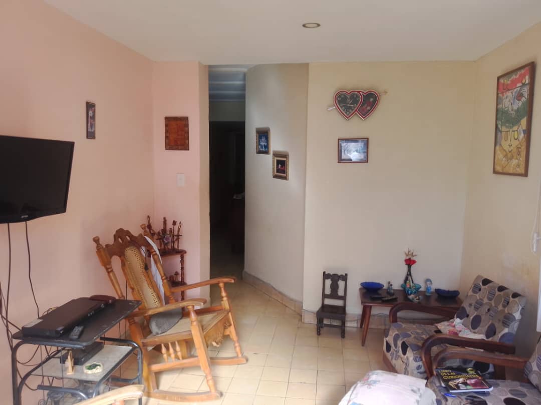 Venta de 2 casas en 1 sola propiedad en el Vedado, cerca de La Universidad de La Habana
