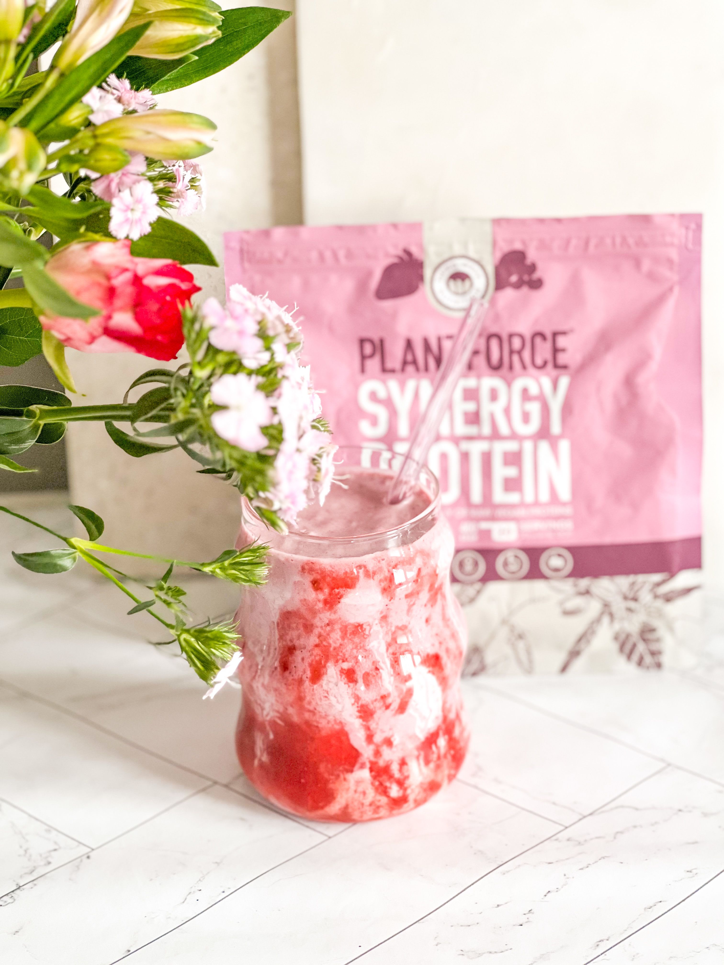 Plantforce Synergy proteinpulver med Berry smak