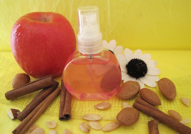 Eau de toilette pomme d'amour