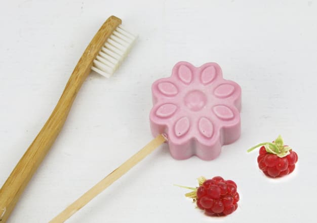 Dentifrice naturel solide pour enfants à la framboise