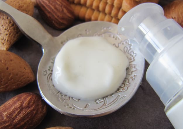Crème corps nutritive à l'Avocat peaux sensibles